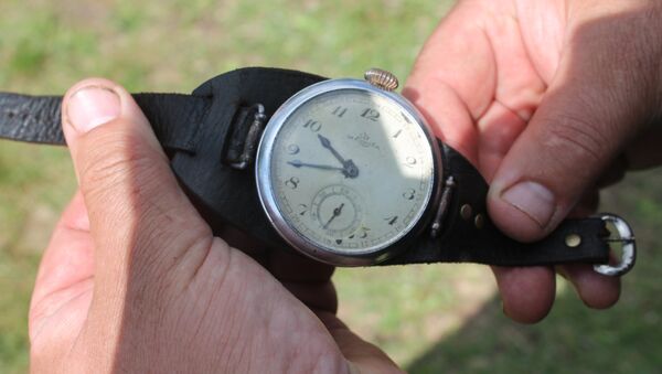 Часы маршала Баграмяна, подаренные его внуком музею - Sputnik Беларусь