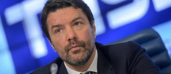 Заместитель председателя комитета Государственной Думы РФ по информационной политике Александр Ющенко Заместитель председателя комитета Государственной Думы РФ по информационной политике Александр Ющенко - Sputnik Беларусь