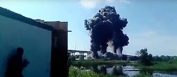 Выбух моста ў Жыткавічах - эксклюзіўнае відэа Выбух моста ў Жыткавічах - эксклюзіўнае відэа - Sputnik Беларусь