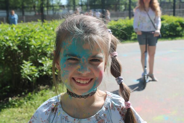 Colorfest, или фестиваль Холи, в Витебске - Sputnik Беларусь