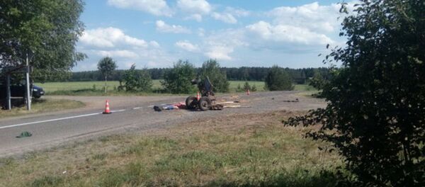 Пьяный водитель Audi протаранил гужевую повозку и скрылся с места ДТП - Sputnik Беларусь