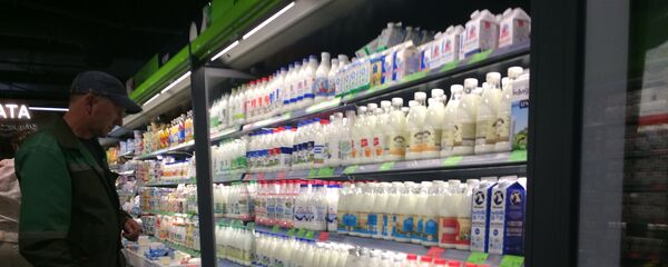 Чаще всего производитель облегчает молочные продукты и крупы - Sputnik Беларусь