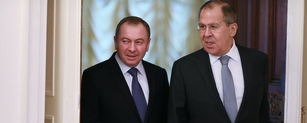 Министр иностранных дел РФ Сергей Лавров (справа) и министр иностранных дел Беларуси Владимир Макей Министр иностранных дел РФ Сергей Лавров (справа) и министр иностранных дел Беларуси Владимир Макей - Sputnik Беларусь