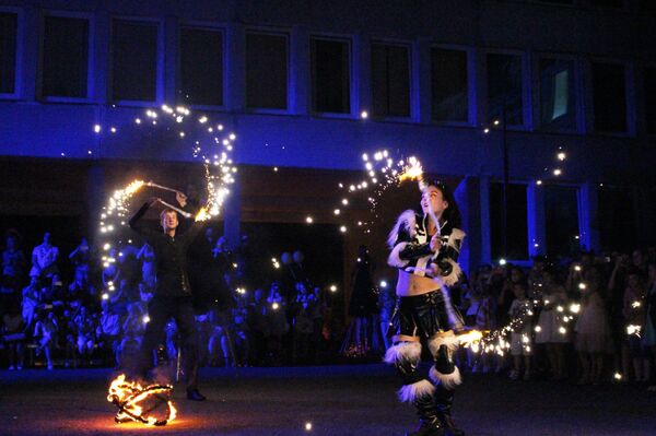 Завершилась программа огненным шоу - Sputnik Беларусь