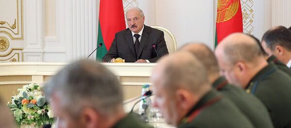 Президент Беларуси Александр Лукашенко на совещании об итогах проверки Вооруженных сил Президент Беларуси Александр Лукашенко на совещании об итогах проверки Вооруженных сил - Sputnik Беларусь