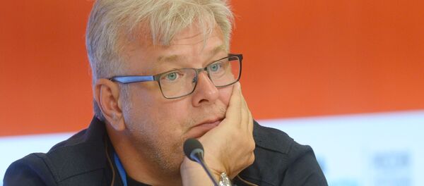 Политолог Дмитрий Куликов на заседании Зиновьевского клуба - Sputnik Беларусь