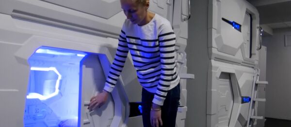 Капсульный отель открылся в Екатеринбурге Капсульный отель открылся в Екатеринбурге - Sputnik Беларусь