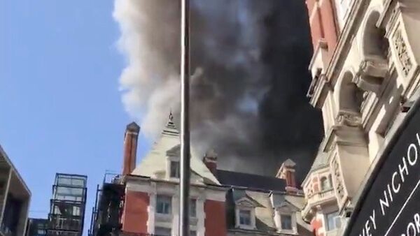 Пожар в отеле Mandarin Oriental в центре Лондона - Sputnik Беларусь