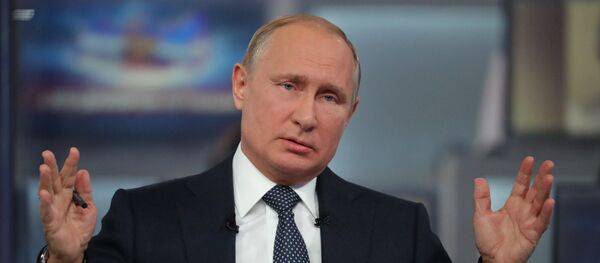 Прямая линия с президентом России Владимиром Путиным - Sputnik Беларусь
