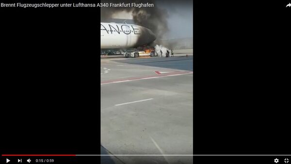 Опубликованы кадры пожара лайнера Lufthansa во Франкфурте - Sputnik Беларусь