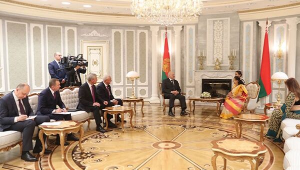 Встреча Александра Лукашенко со спикером нижней палаты парламента Индии Сумитрой Махаджан - Sputnik Беларусь