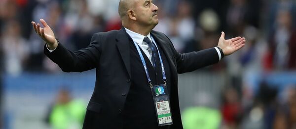 Тренер сборной РФ Станислав Черчесов Тренер сборной РФ Станислав Черчесов - Sputnik Беларусь