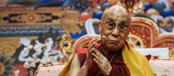 Духовный лидер буддистов Далай-лама XIV проводит в Риге лекцию для жителей стран Балтии и России - Sputnik Беларусь