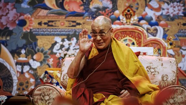 Духовный лидер буддистов Далай-лама XIV проводит в Риге лекцию - Sputnik Беларусь