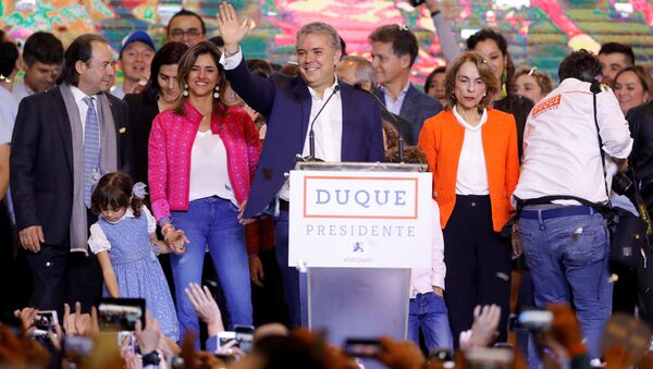 На президентских выборах в Колумбии победил Иван Дуке - Sputnik Беларусь