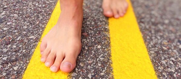 Ноги мужчины Ноги мужчины - Sputnik Беларусь