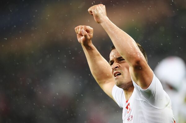 Джердан Шакири (Швейцария) радуется победе в матче - Sputnik Беларусь