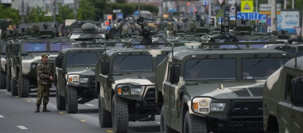 Колонна разведывательных машин Тигр выглядела очень внушительно - Sputnik Беларусь