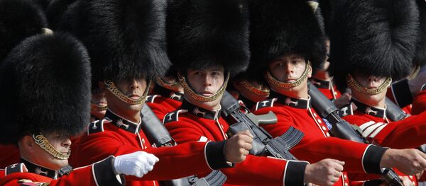 Британские военнослужащие расчета 1-го батальона Валлийского гвардейского полка - Sputnik Беларусь