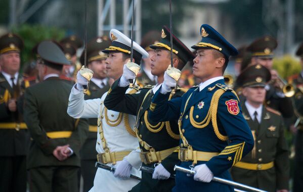 Генеральная репетиция парада ко Дню Независимости - Sputnik Беларусь