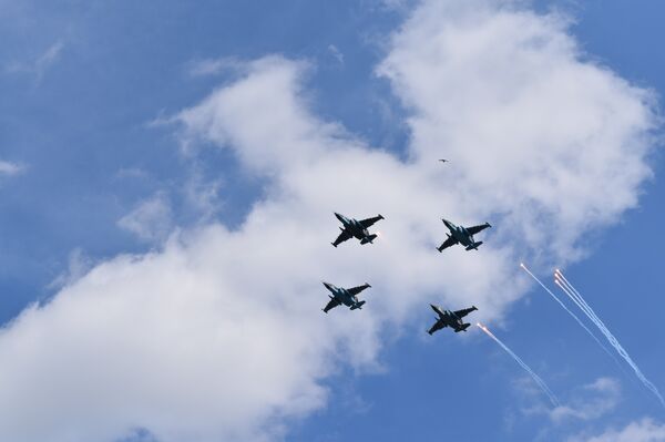 Штурмовики Су-25, состоящие на вооружении белорусских ВВС - Sputnik Беларусь