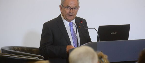 Представитель Народного союза Германии по уходу за военными захоронениями Хайке Дерренбехер - Sputnik Беларусь