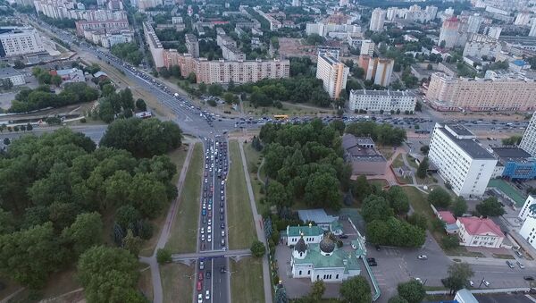 В центре Минска собрались автомобильные пробки - Sputnik Беларусь
