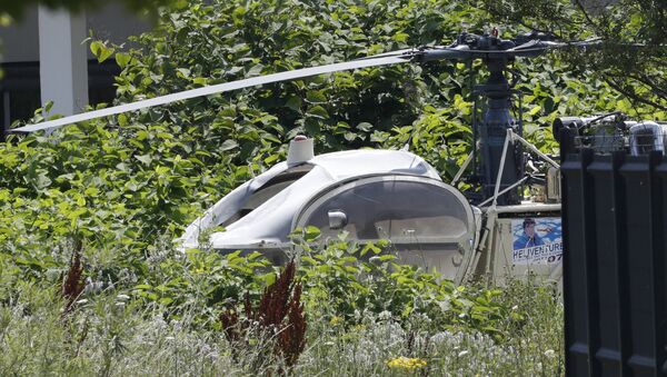Вертолет, на котором гангстер Редуан Фаид сбежал из тюрьмы - Sputnik Беларусь