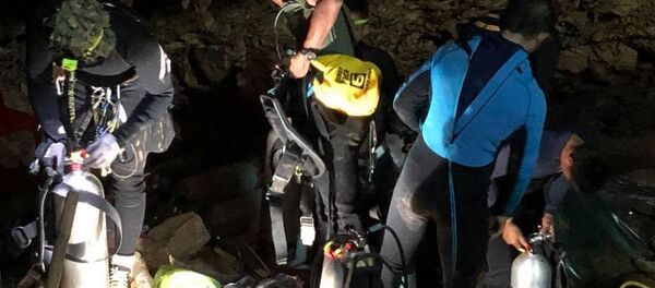 Школьников обнаружили дайверы таиландского военно-морского флота - Sputnik Беларусь