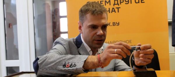 Год работы, недосып, и секретные технологии: как ювелир самолет делал - Sputnik Беларусь