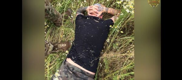 Забирал клад: кадры допроса задержанных по делу о наркотрафике - Sputnik Беларусь