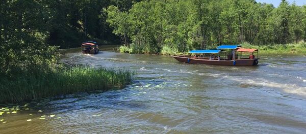 Водная прагулка па Аўгустоўскім канале Водная прагулка па Аўгустоўскім канале - Sputnik Беларусь