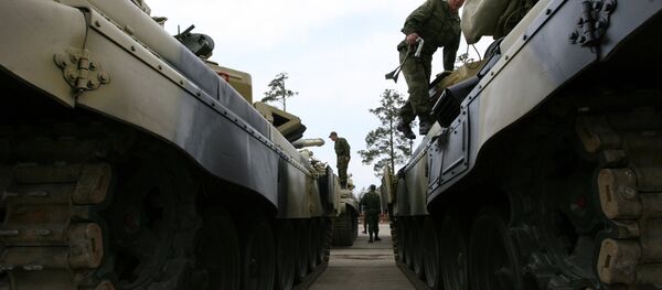 Падрыхтоўка ваеннай тэхнікі - Sputnik Беларусь