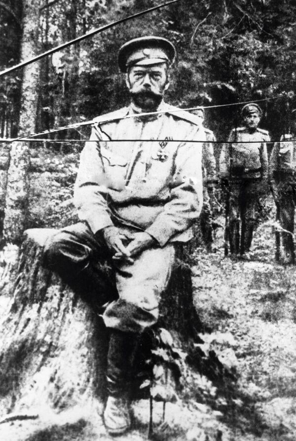 Одна из последних фотографий Николая II, сделанная во время его ссылки в Тобольск. Лето 1917 года. - Sputnik Беларусь