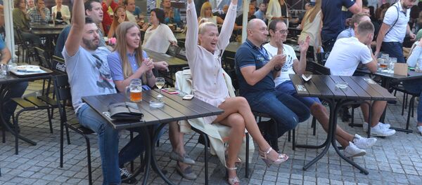 Болельщики в фан-зоне Sputnik - Sputnik Беларусь