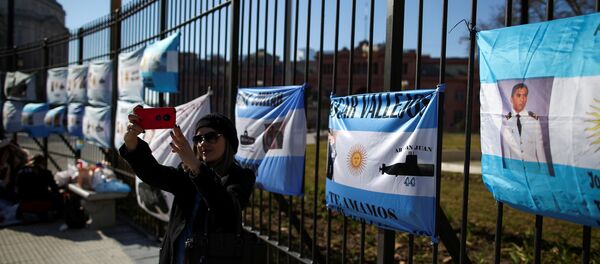 Родственники моряков с подлодки Сан-Хуан устроили акцию у президентского дворца в Аргетине - Sputnik Беларусь