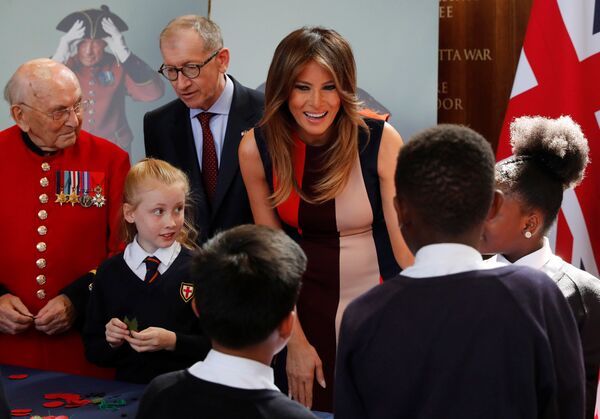 Меланья Трамп и Филипп Мэй - Sputnik Беларусь