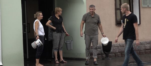 Как выглядят пешеходные улицы Минска после ливня - Sputnik Беларусь