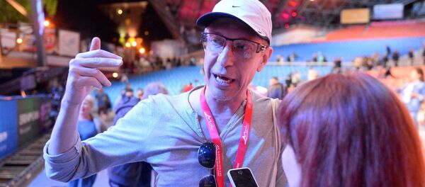 Крытык Сяргей Саседаў Крытык Сяргей Саседаў - Sputnik Беларусь