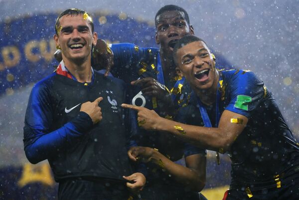 Награждение победителей ЧМ-2018 по футболу - Sputnik Беларусь