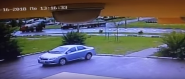 Грузовик и бетономешалка столкнулись в Минске - Sputnik Беларусь