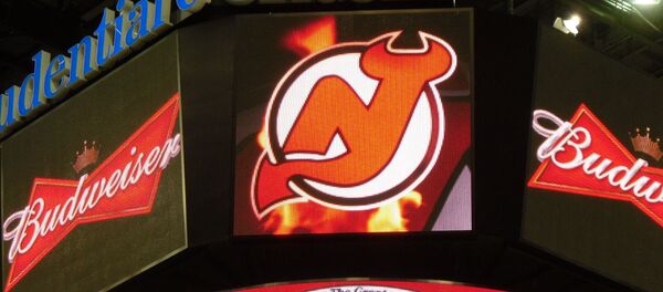 На домашнем стадионе New Jersey Devils - Sputnik Беларусь