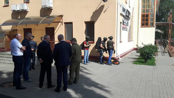 Группа захвата возле банка в Заславле - Sputnik Беларусь