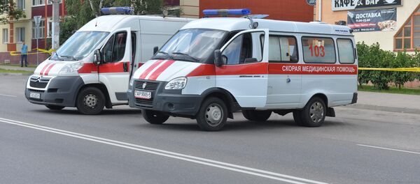 Скорые у здания банка в Заславле - Sputnik Беларусь