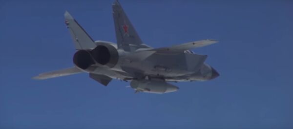 Минобороны показало, как несет службу новейший ракетный комплекс Кинжал Минобороны показало, как несет службу новейший ракетный комплекс Кинжал - Sputnik Беларусь