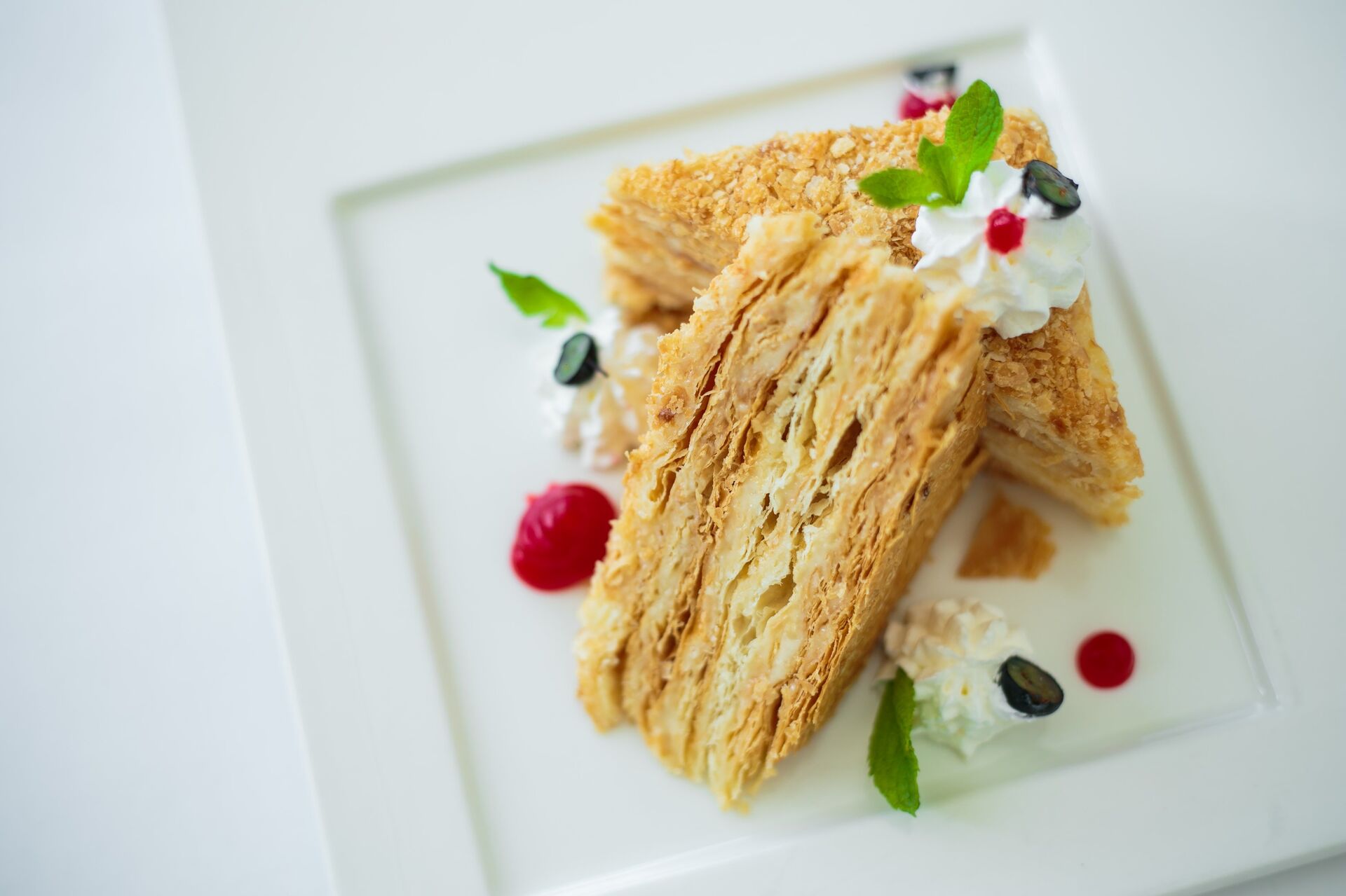 Торт Наполеон - Sputnik Беларусь, 1920, 09.12.2025