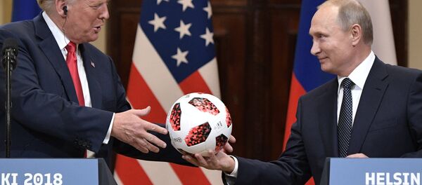 Президент РФ Владимир Путин и президент США Дональд Трамп - Sputnik Беларусь