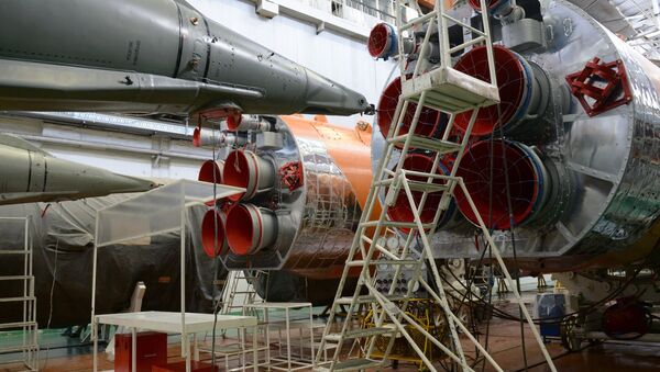 Сборка ракет-носителей типа Союз-2, архивное фото - Sputnik Беларусь