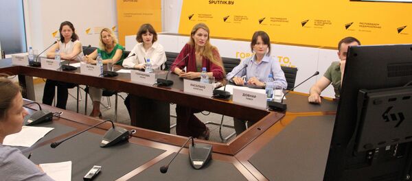 Чем вдохновляются авторы одежды, созданной с участием людей с инвалидностью - Sputnik Беларусь