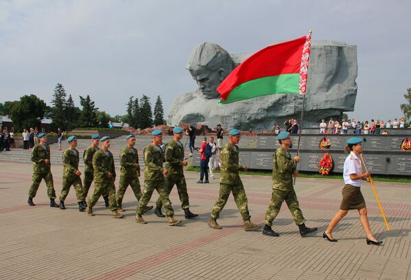 Белорусская команда выступит под 17-м номером - Sputnik Беларусь
